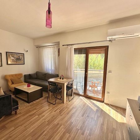 Forest View Apartment Μαύροβο Εξωτερικό φωτογραφία